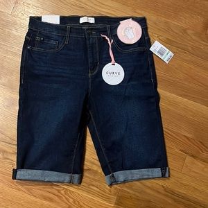 NWT Curve Appeal Bermuda Denim Shorts